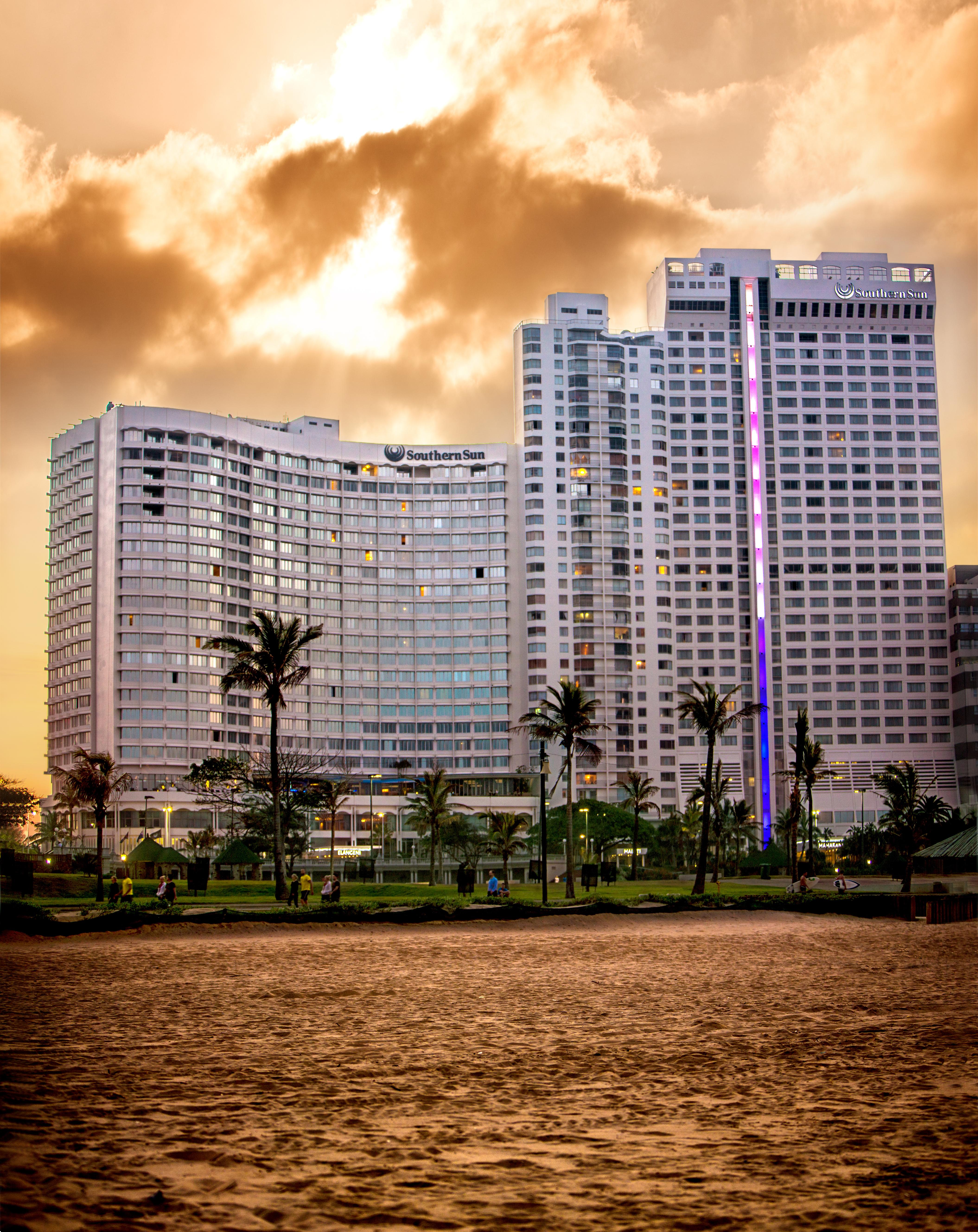 Southern Sun Elangeni & Maharani Durban Exterior photo