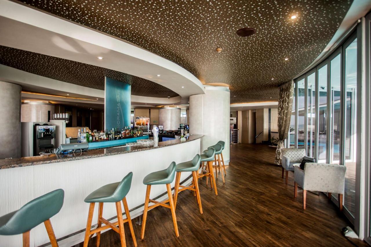 Southern Sun Elangeni & Maharani Durban Exterior photo